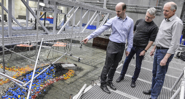 Ny mole testes i bølgelaboratorium  på Aalborg Universitet