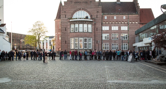 Fuldt hus da Science Slam indtog Studenterhuset